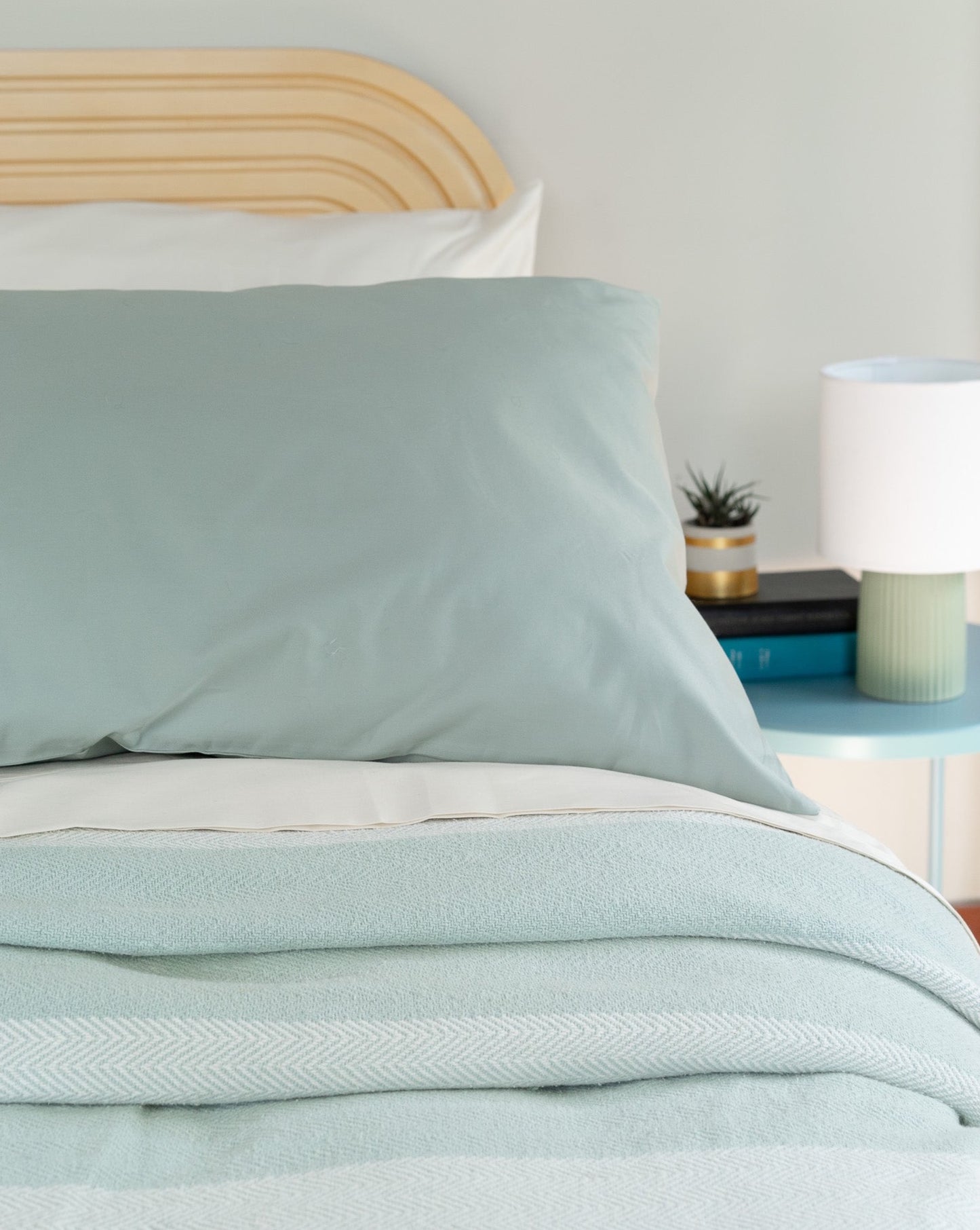 Cozy Organic Patterned Blanket