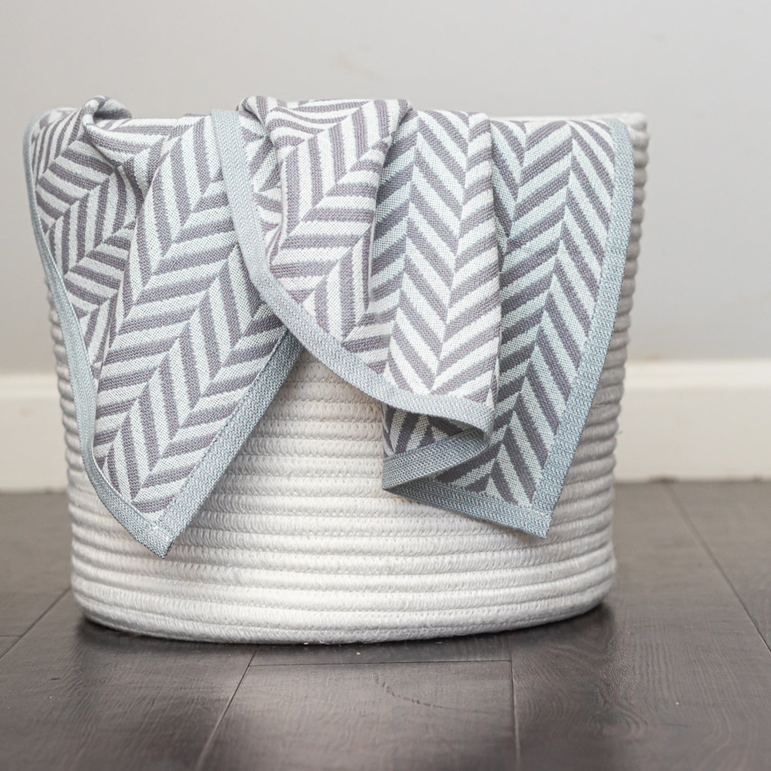 Cotton Throw/Blankets made with organically grown cotton Herringbone Grey 2