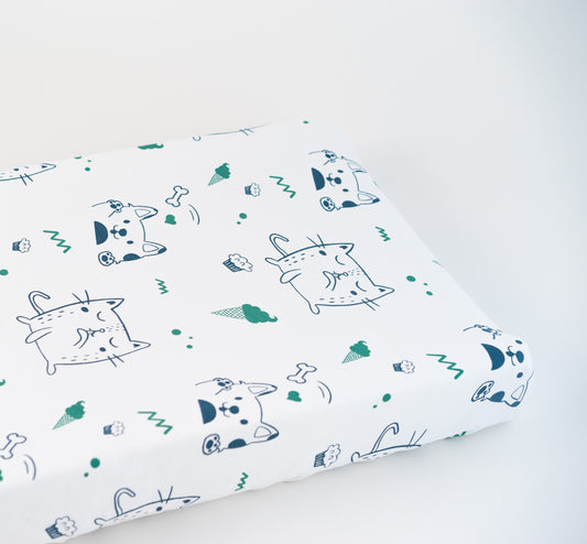 Organic Interlock Changing Pad Cover - Puppies and Kittens - Animal Collection - Magnolia Organics