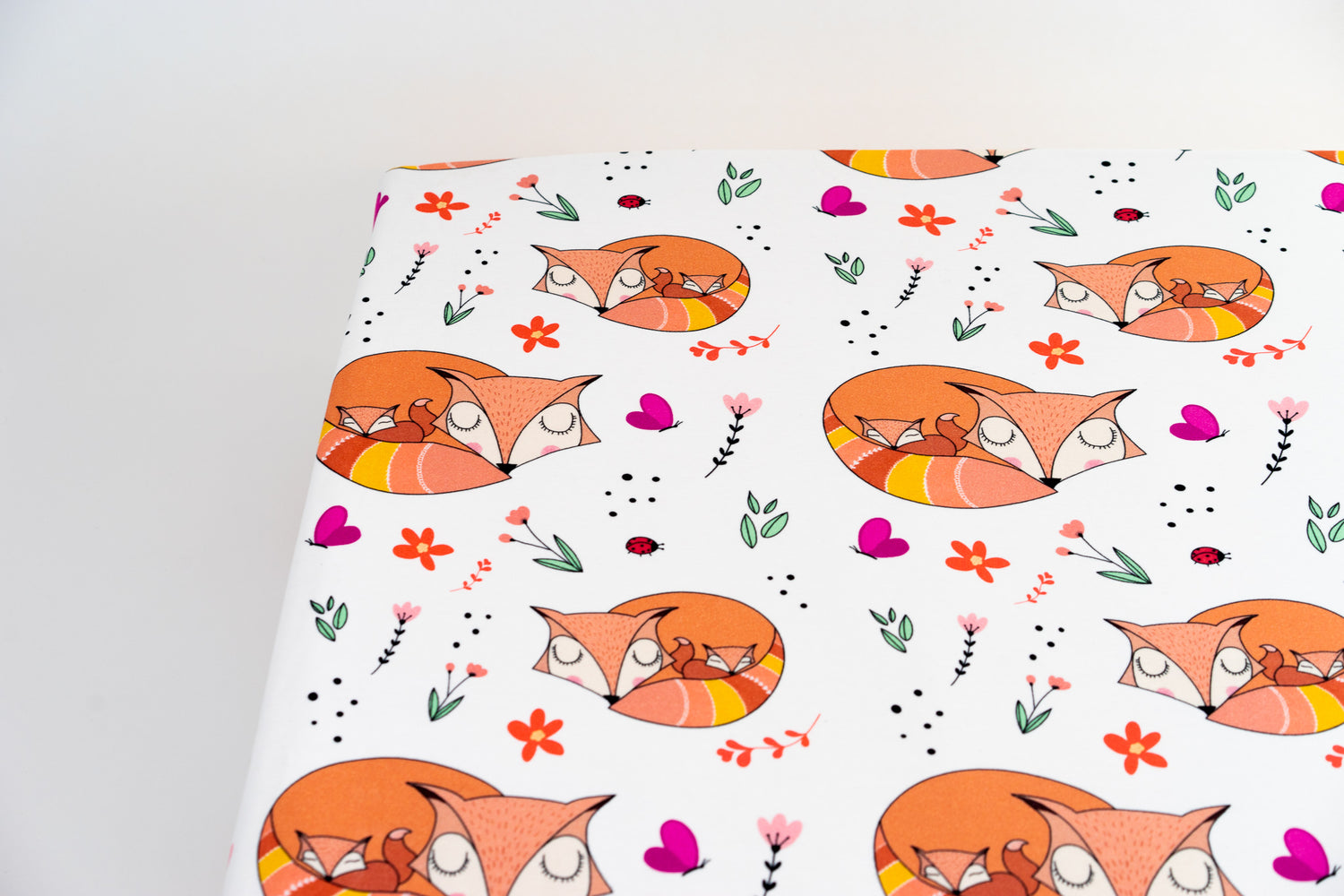 Organic Cotton Interlock Crib Sheet - Snuggling Foxes - Animal Collection - Magnolia Organics