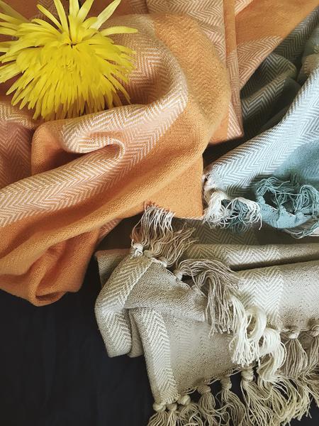 Cozy Organic Patterned Throw - Magnolia Organics