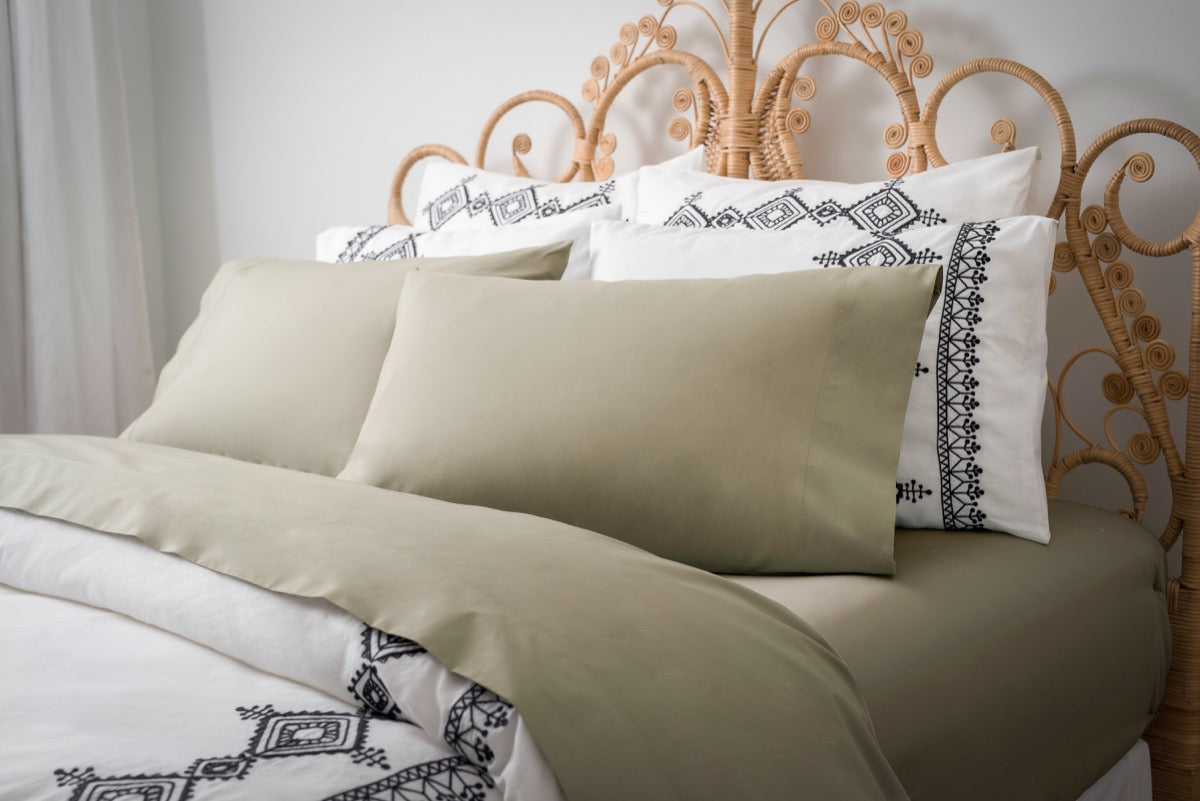 Percale Collection Pillowcase Pair - Magnolia Organics